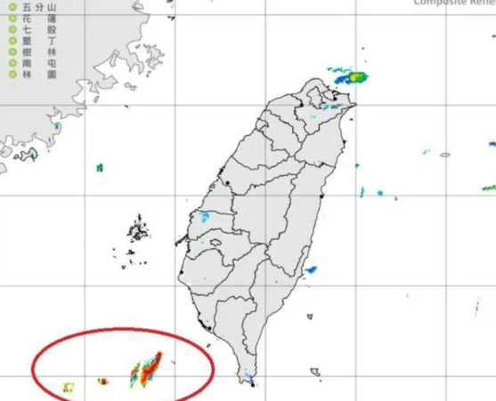 解放军今天中午在高雄与屏东外海有“秘密军演”，台军毫无察觉？台军发布消息只声称上