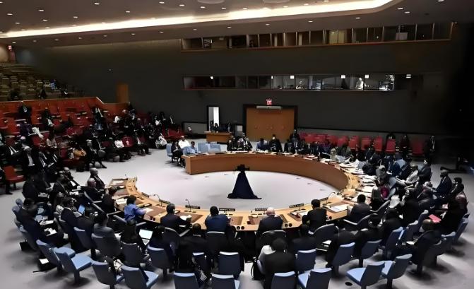 联合国现场！中国“开炮”点名8国，日本回嘴，结果被二次“打脸”！第80届联合