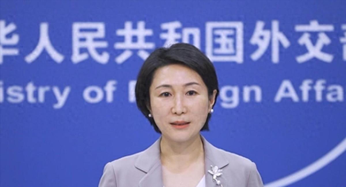 美国人这次真是挑了个“好日子”，大年初二不在家过年，非要跑到黄海给中国人民“拜年