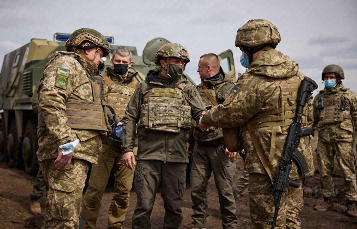 俄乌打到最后，极有可能复刻芬兰模式，乌克兰被占领土是收不回来了。就像当年的芬兰一