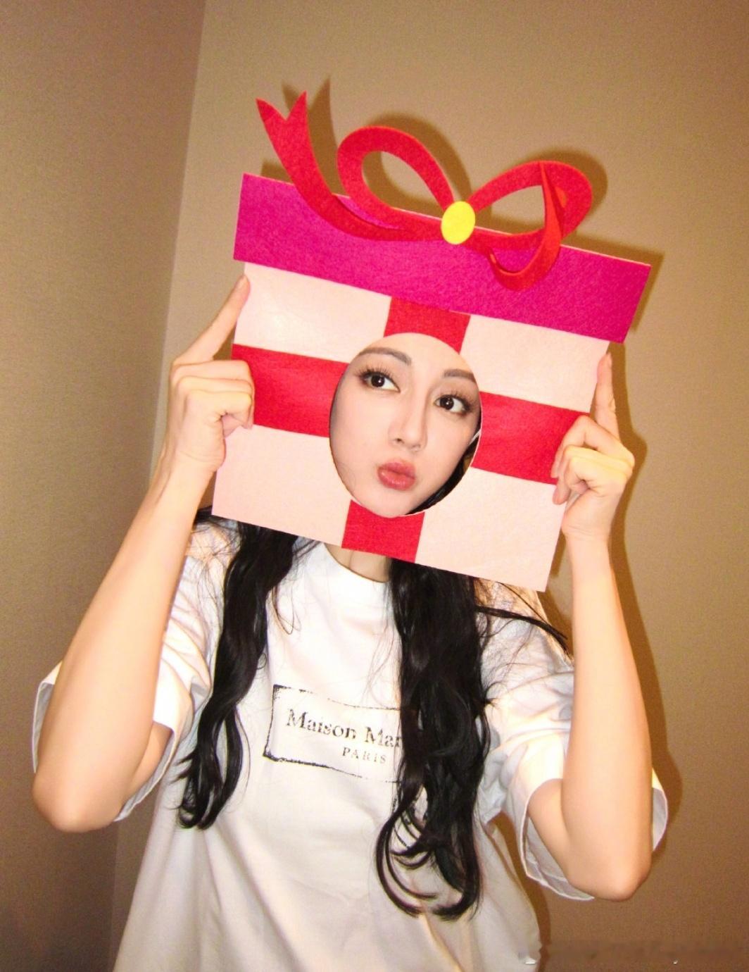 美好的一天从看热巴开始，看见美好的事物心情也会很美好！！！​​​