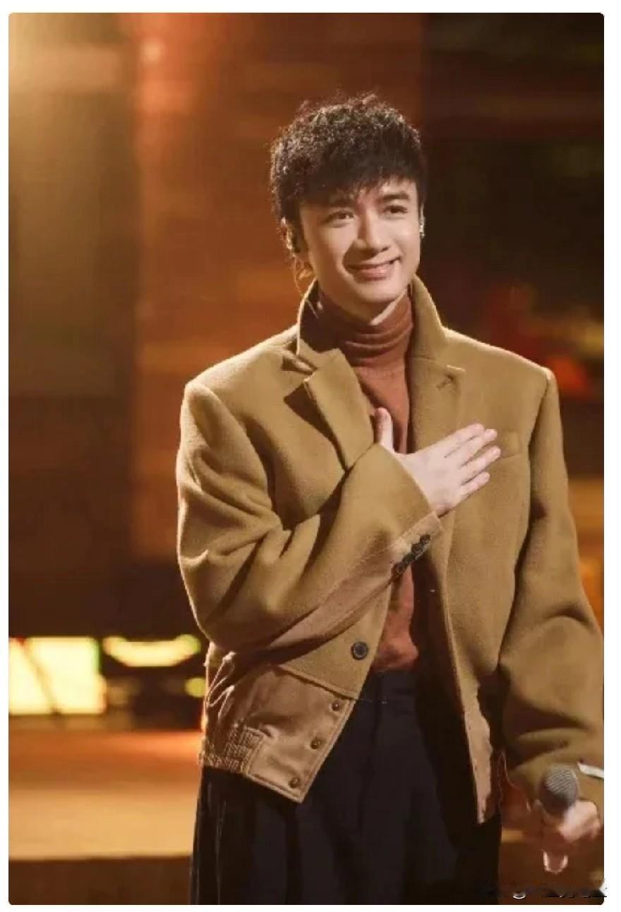 我怀疑过古巨基二胎是为了热度，也怀疑过高龄生育是代孕，但唯独没想到的是……