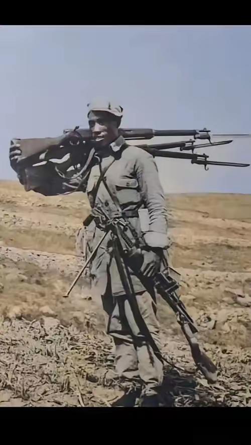 1938年那场战斗，吕俊生绝对是战场上的战神。他1米92的身高，力大无穷，在白刃