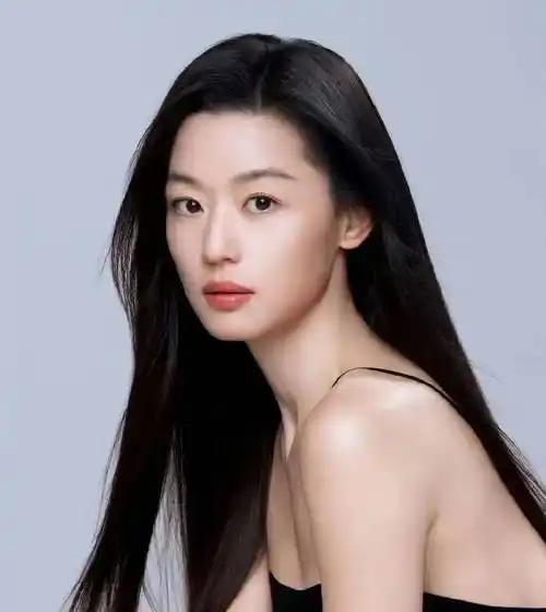 全智贤塌房无反转！品牌下架真相打脸全智贤“塌房”有反转？面对代言物料集体下