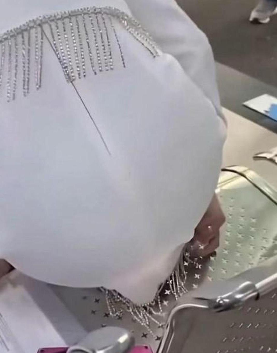 谁设计的椅子啊太尴尬了