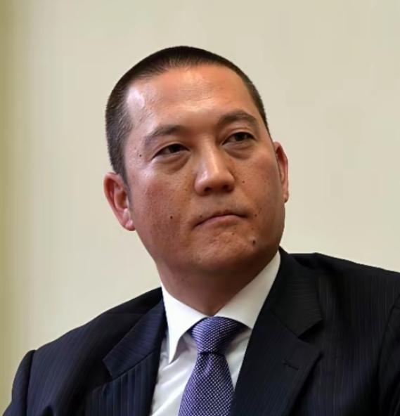 谁能想到，在台湾省桃园市慈湖“悬空”停放了整整51年的两口实木铜棺，竟在4月12