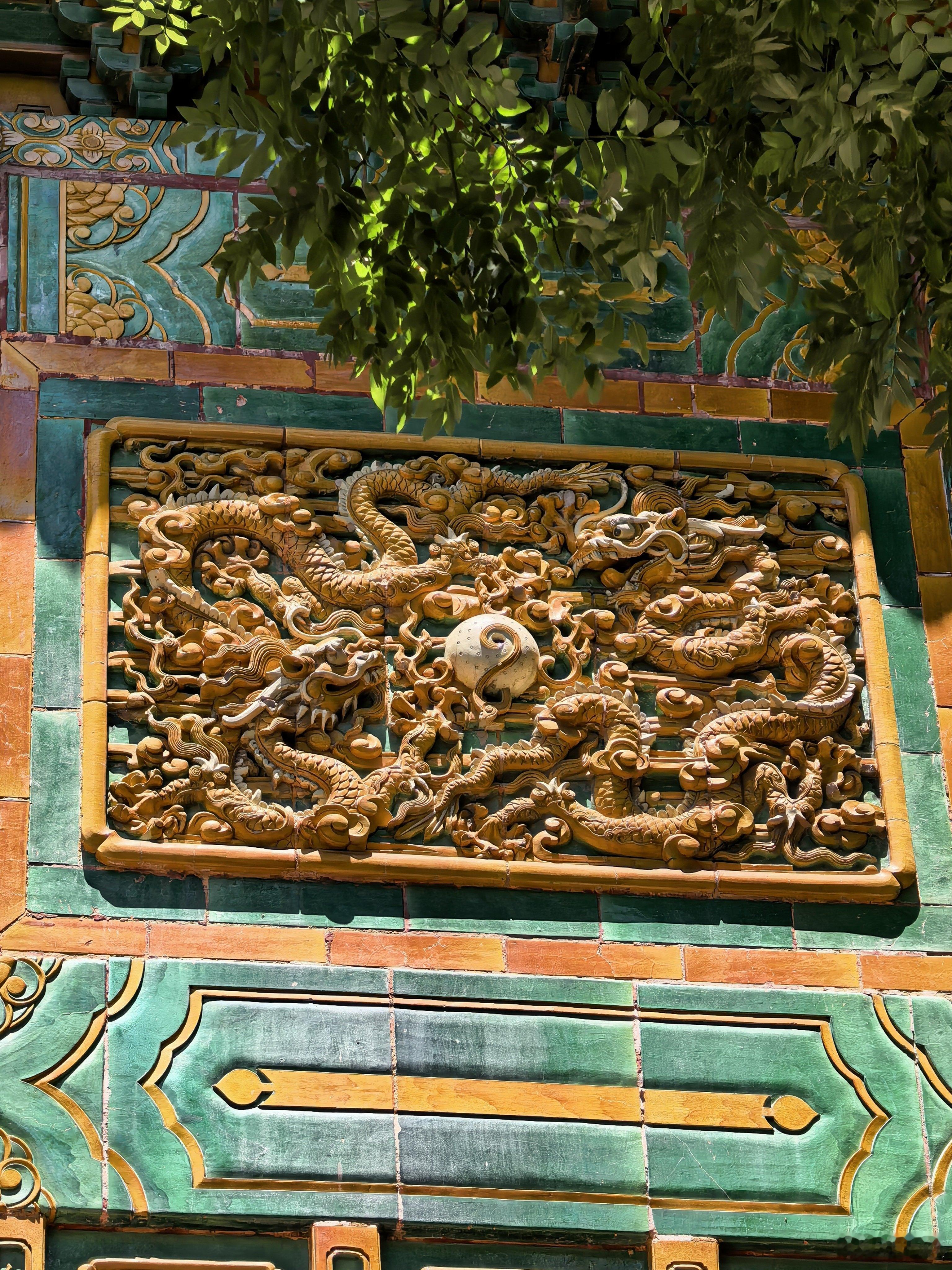美伊冲突背后，一场守护美元霸权的博弈美国挑起美伊对峙，从来不止地缘矛盾那么简单。