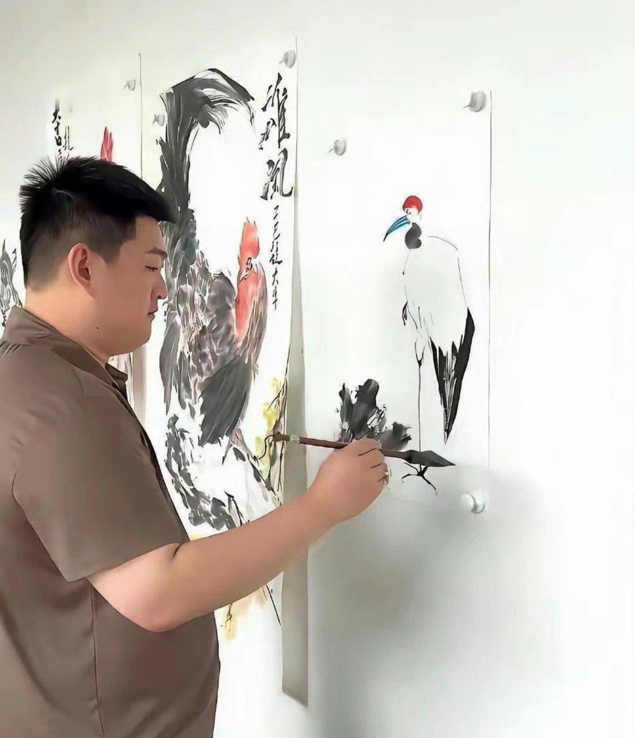 赵本山儿子这画画水平﻿，都能跟﻿‌王‌‌诗龄﻿比一比了‎⁠。这是花了多少钱学成这