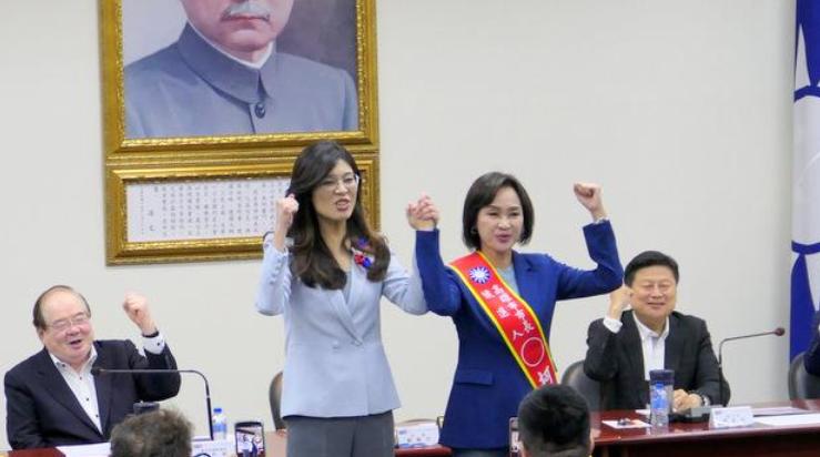 郑丽文正式提名高雄市市长参选人柯志恩：无比感恩、无比慎重12月24日，中国