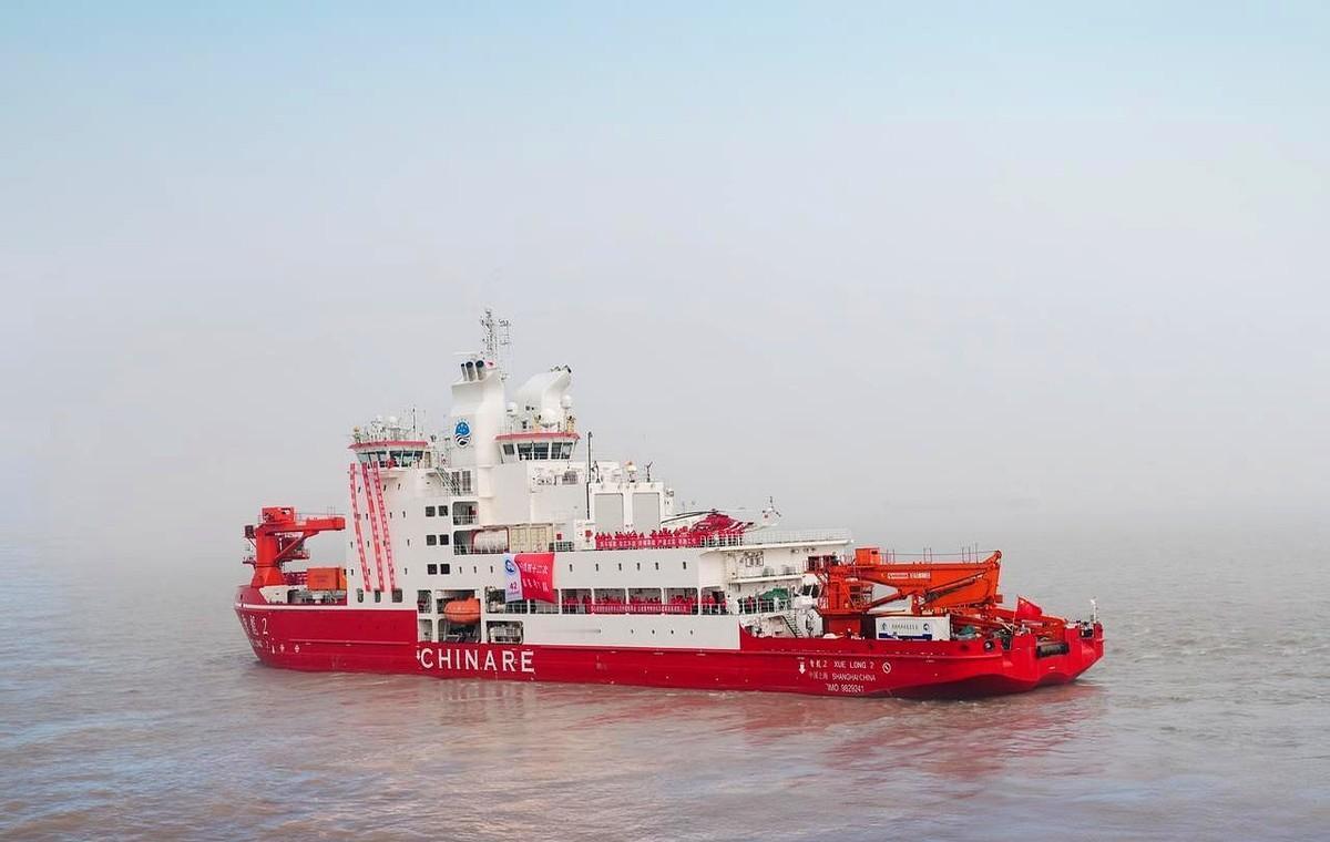 “南极买车，还得看丰田？”这句老黄历被一辆吊上“雪龙2”的坦克300直接撕掉