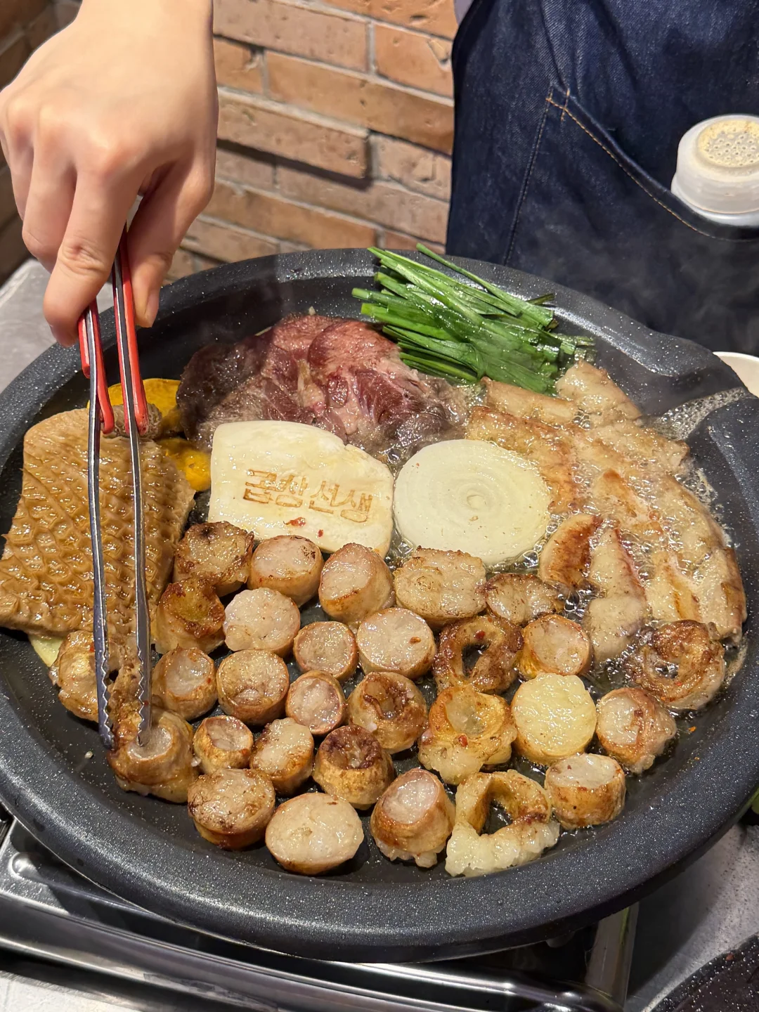分享广州韩国街我最爱的烤牛肠。。。。。