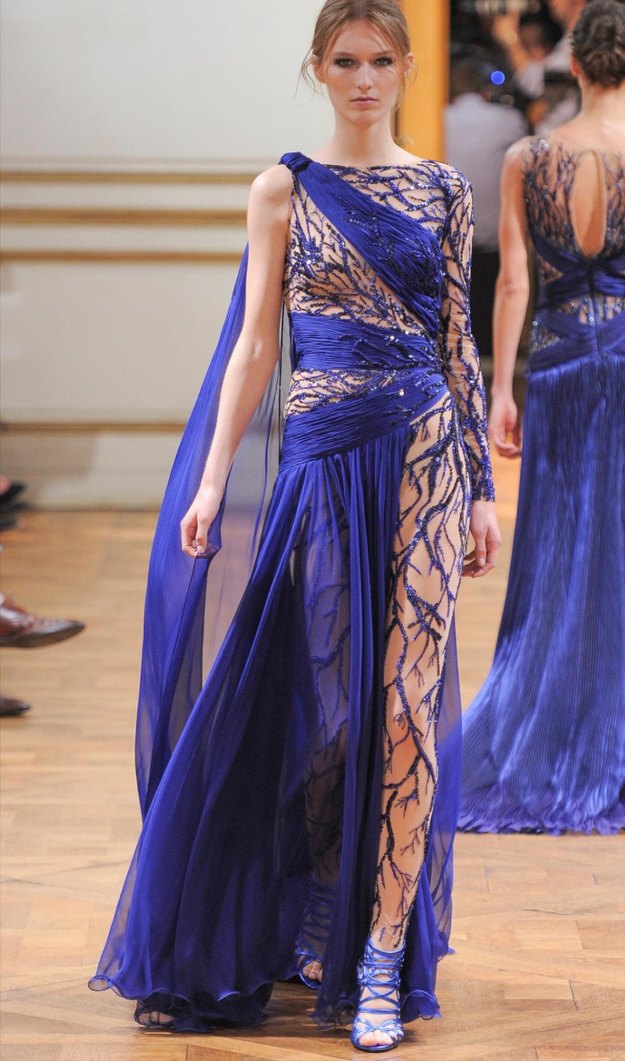 ZuhairMurad2013秋冬高级定制的面料选择是一场关于触感与光影的精