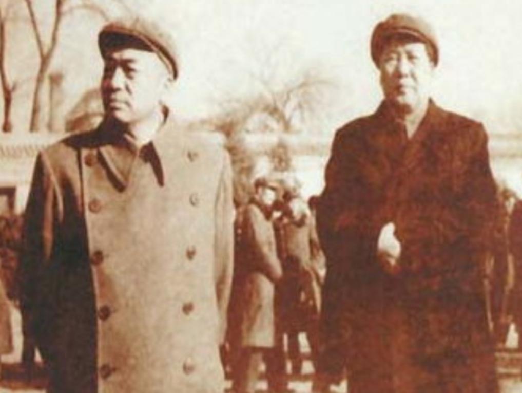 1951年，10万志愿军被美军包饺子，一向淡定自若的彭老总心急如焚连忙向毛主席求