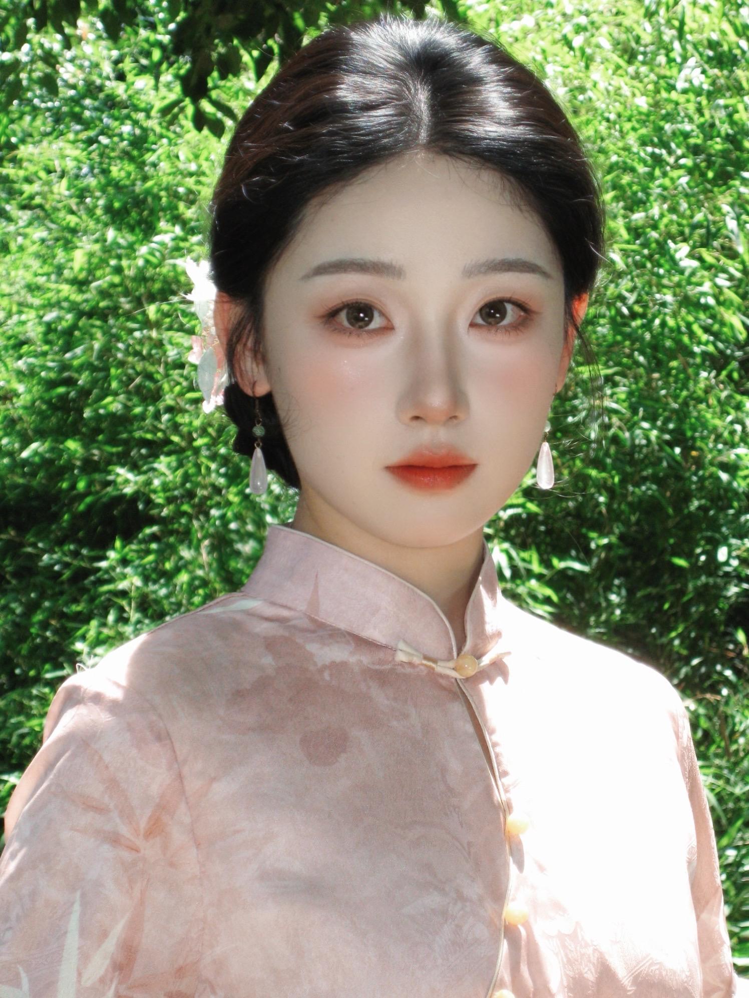 心有缱绻，望若初见。看得出来我在仿王楚然的造型吗～ 船真的有点美的不知...