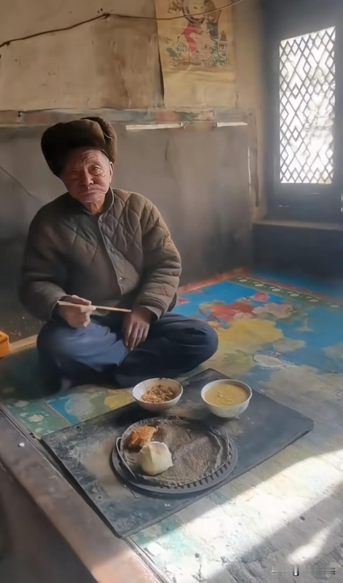 同样是人，哪怕是同龄人，生活水平也是千差万别的，有的人吃点馒头，吃点咸菜，也是一