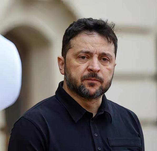 没有人敢做泽连斯基的接班人！虽然泽连斯基答应近期举行乌克兰总统大选，但一定没有