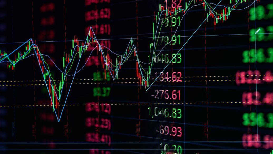 行情已经很明确：接下来两三天就是逢高减仓的最佳时机，好票做差价，弱票赶紧换，别等