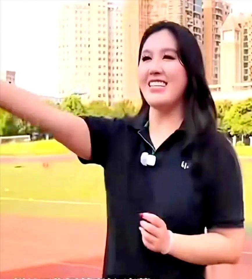 说好送30台宝马，结果球队输了，车没了。我第一反应是这老板评论区得炸锅吧？结果