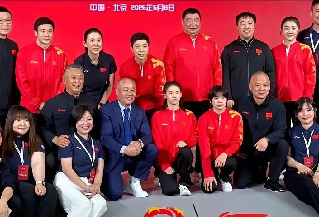李宁非常喜欢跳水队的俩女宝，而且，他更喜欢夺冠军的宝。如果婵宝囊括了世界杯赛的冠