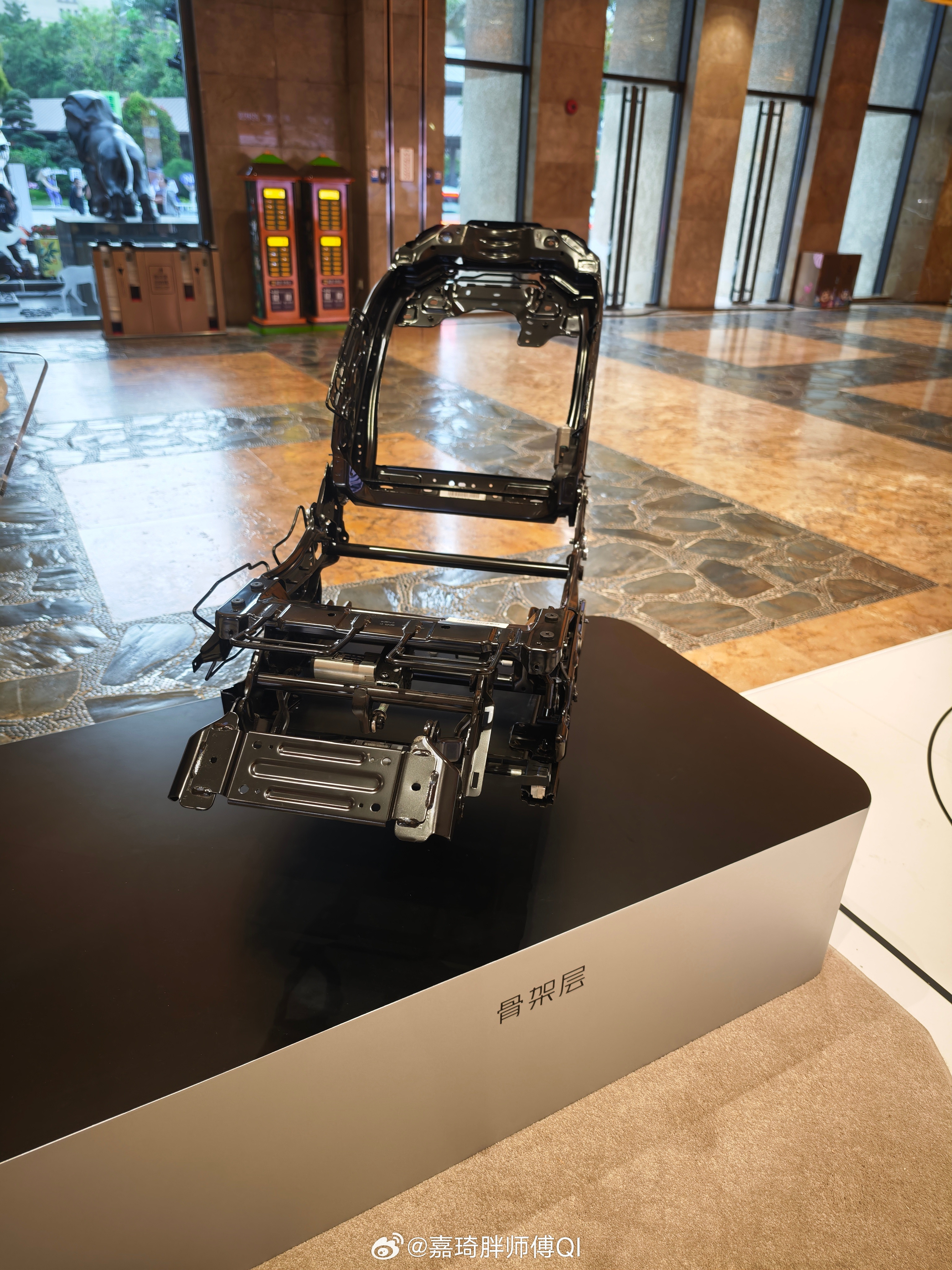 东风日产NX8座椅拆解，大沙发的名号一点都不过分大v聊车