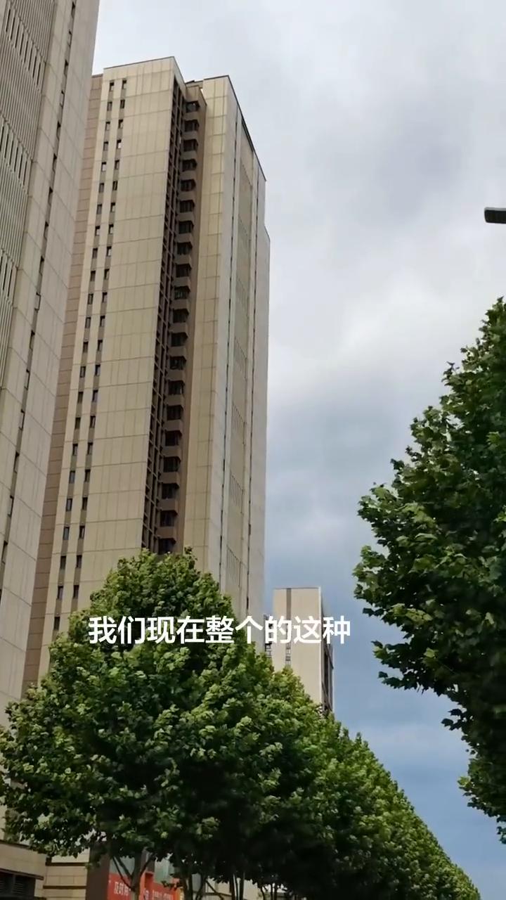 养老保险。北哥聊天。现在整个的领取退休金和交纳社保是什么样的情况？截止到去年