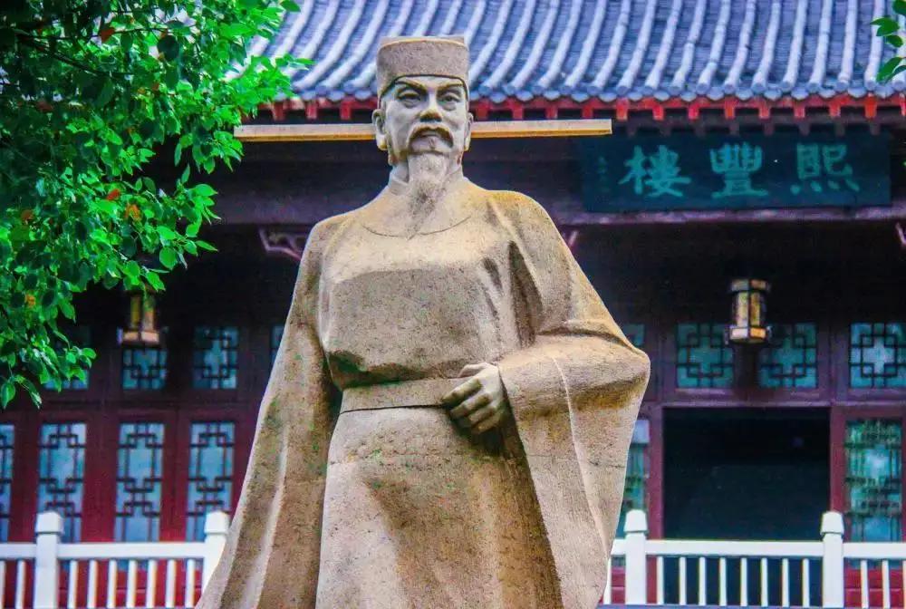 文彦博：出将入相50年的北宋权臣，一句话把名将狄青活活逼死。"太祖岂非周世宗