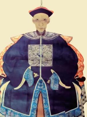 1750年，乾隆得病，太医们束手无策，一乡下郎中把脉后，说：“要还是用以前的方子