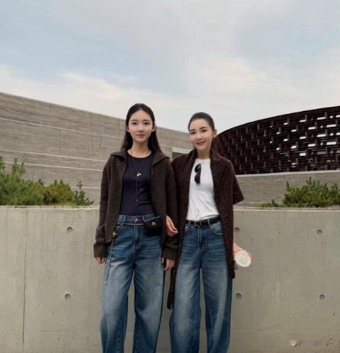早婚的优势，38岁的老妈，18岁的女儿