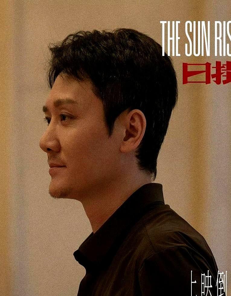 赵丽颖包了十场电影，一条微博只@了女主演。冯绍峰没说话，点了点赞。离婚三年，