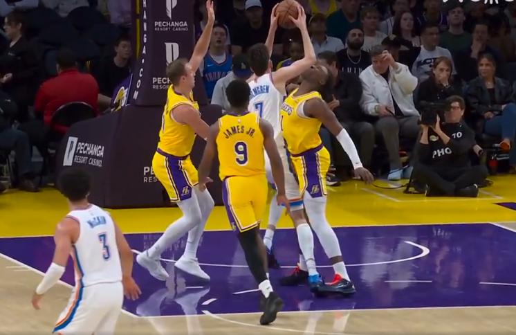 湖人别打了，这又伤了，打雷霆伤了3个了，没法玩了！上场和雷霆打湖人伤了东契奇和