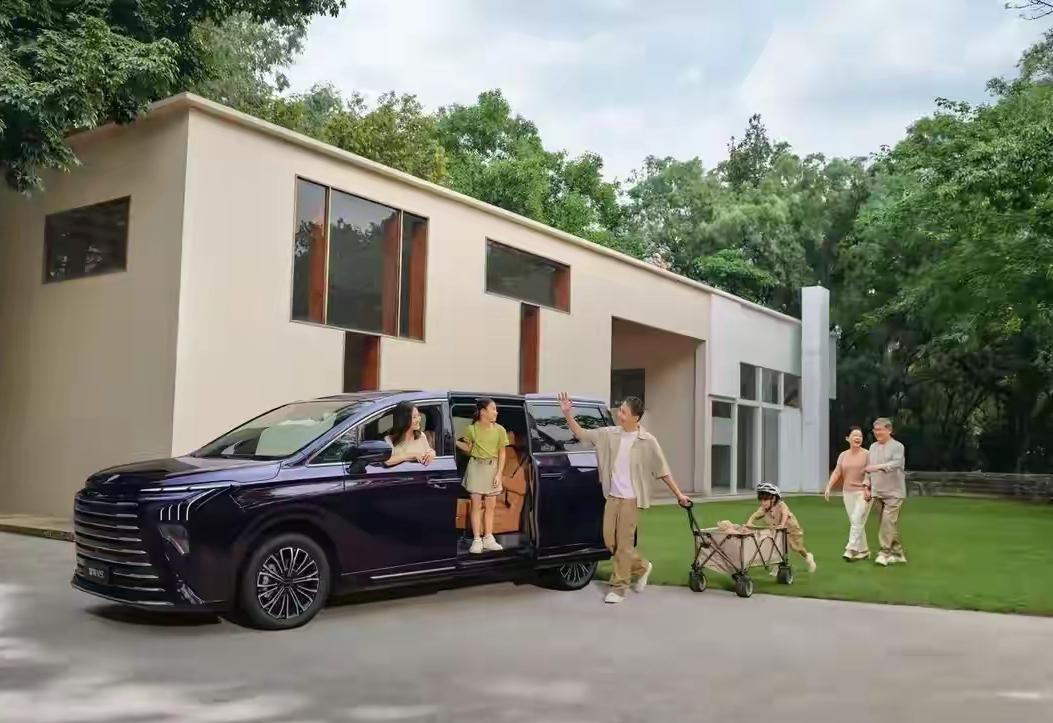 不管你信不信，明年车圈会发生四件大事儿！1、纯电续航的“虚标”让车主更加注重增