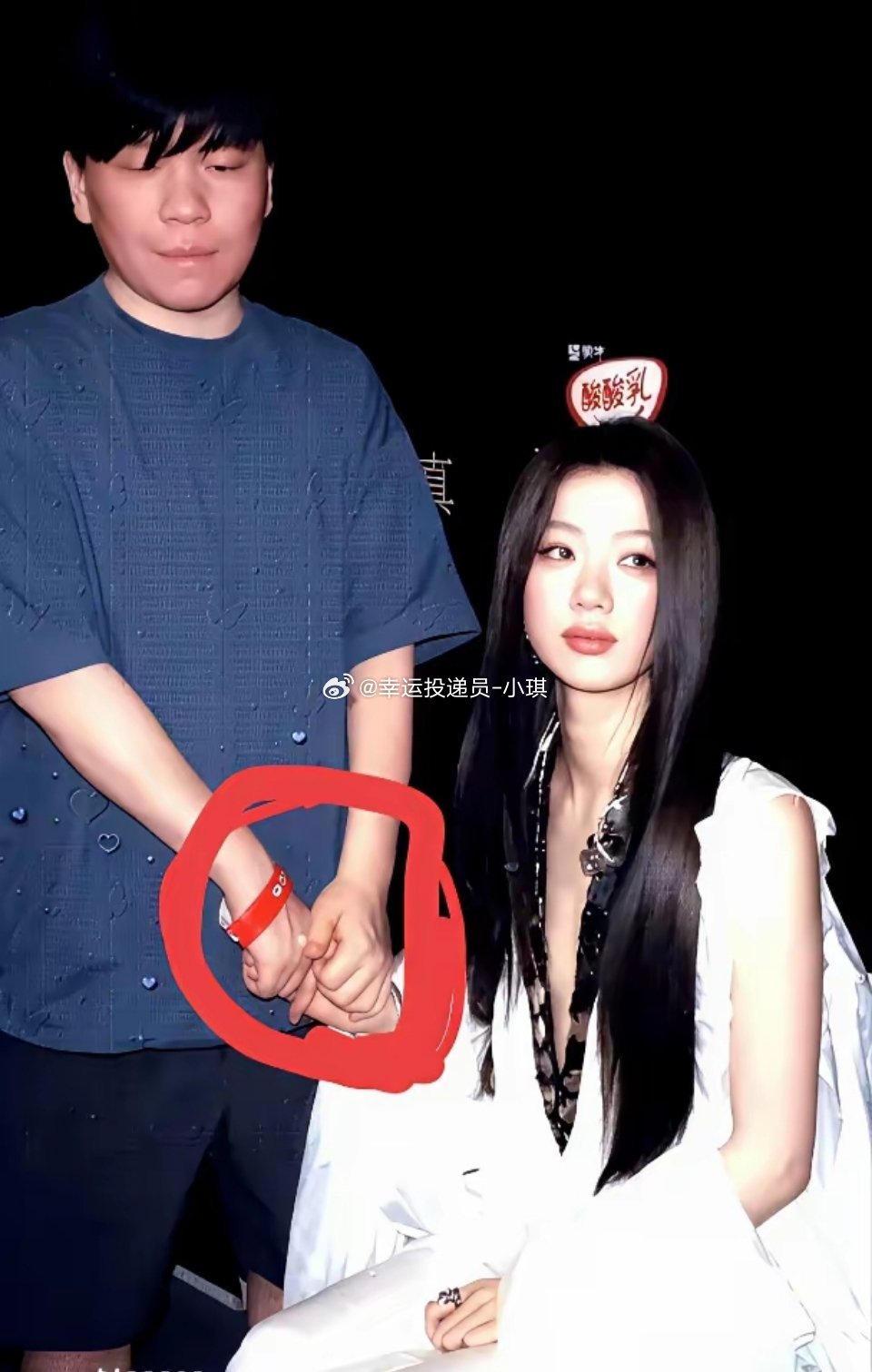 这个新瓜，把人恶心吐了！最近吃瓜吃麻了，现在听单依纯唱歌，总感觉有一股子“咿咿呀