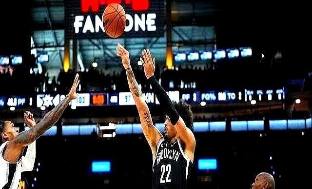 火箭白捡的签，快成金疙瘩了。篮网一边想赢球，一边又怕赢太多——这戏码，演得自己