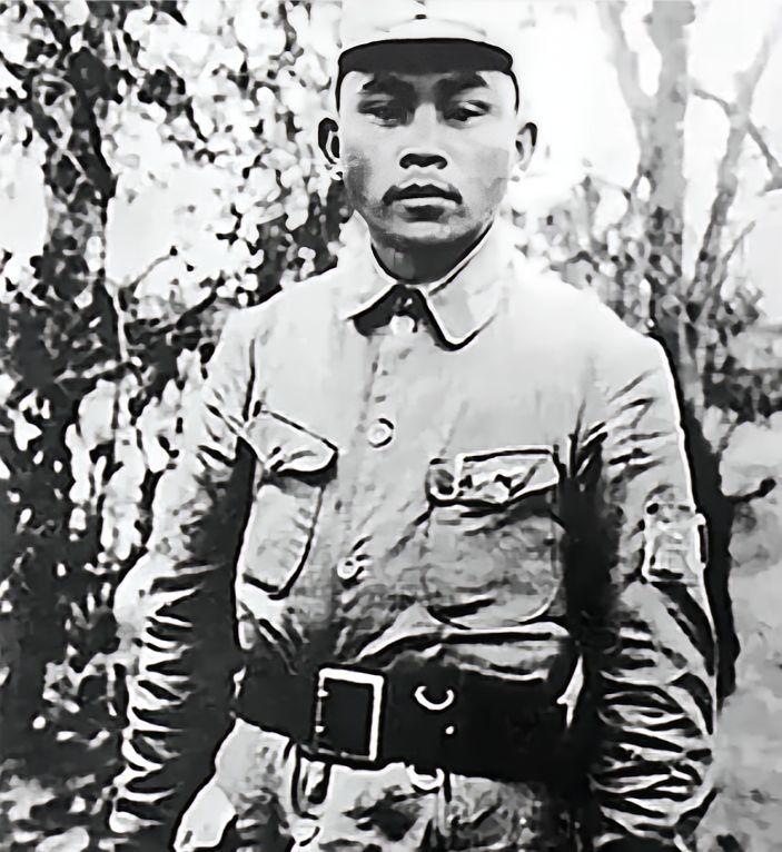 他指挥赤山战斗，歼灭日军中队长以下130余人。还恢复了茅山抗日根据地。1941年