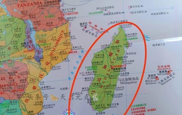 有人认为：当年以色列人没有在马达加斯加建国，真是一个错误的决定。马达加斯加面积有