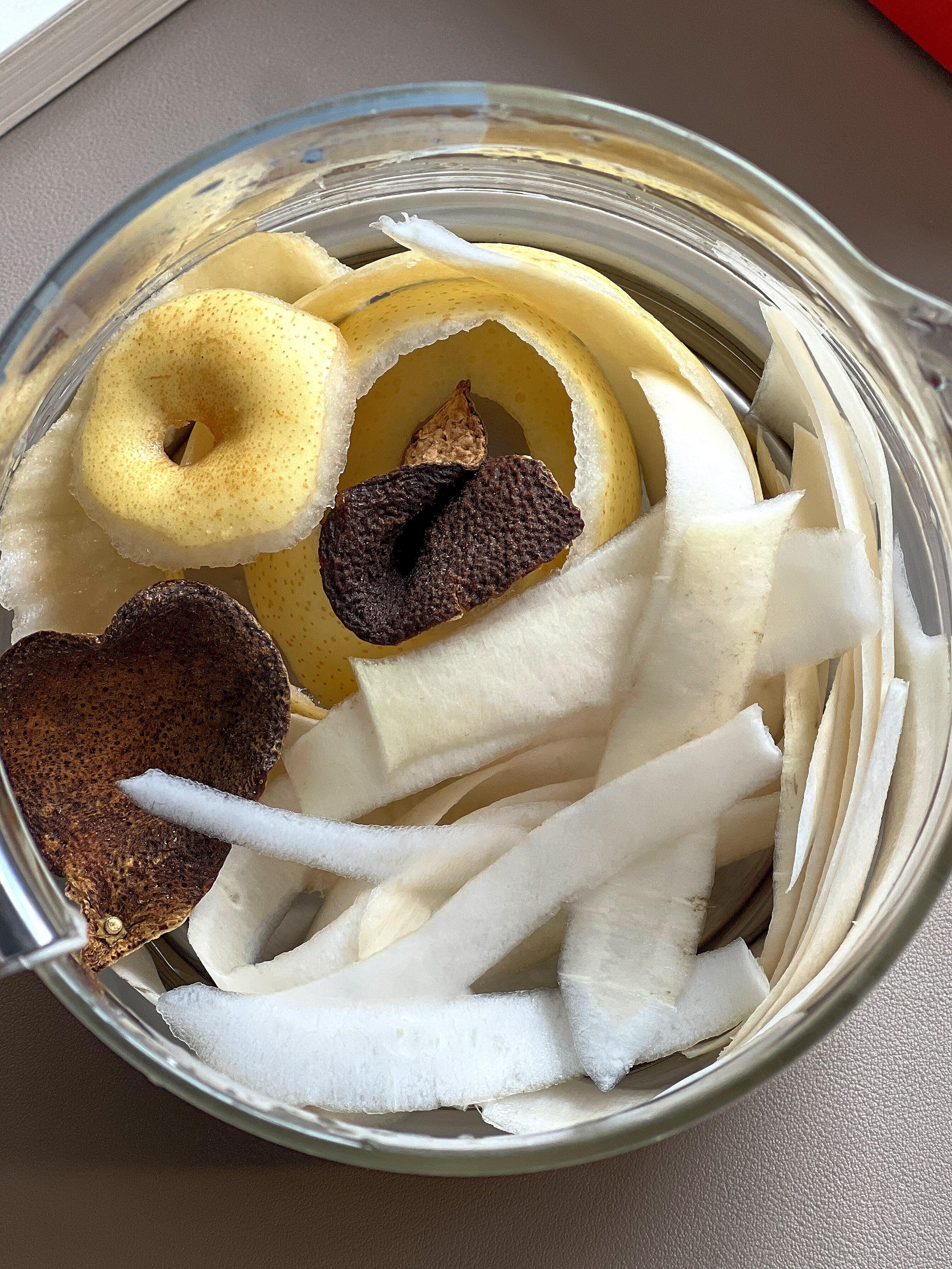 老中医给的化痰小秘方～这个食疗小秘方比较小众跟三豆饮一样，都是煮一壶当茶喝就行.