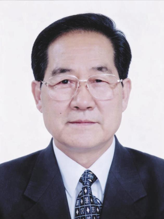 任震宇（1933年9月—2026年7月19日），山东聊城人，主任医师、教授，农工