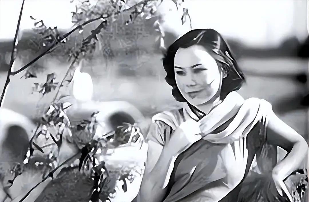 一段非常通透的话：“男人接近女人，和你聊天，不是为了哄你开心，十有八九是有别的心