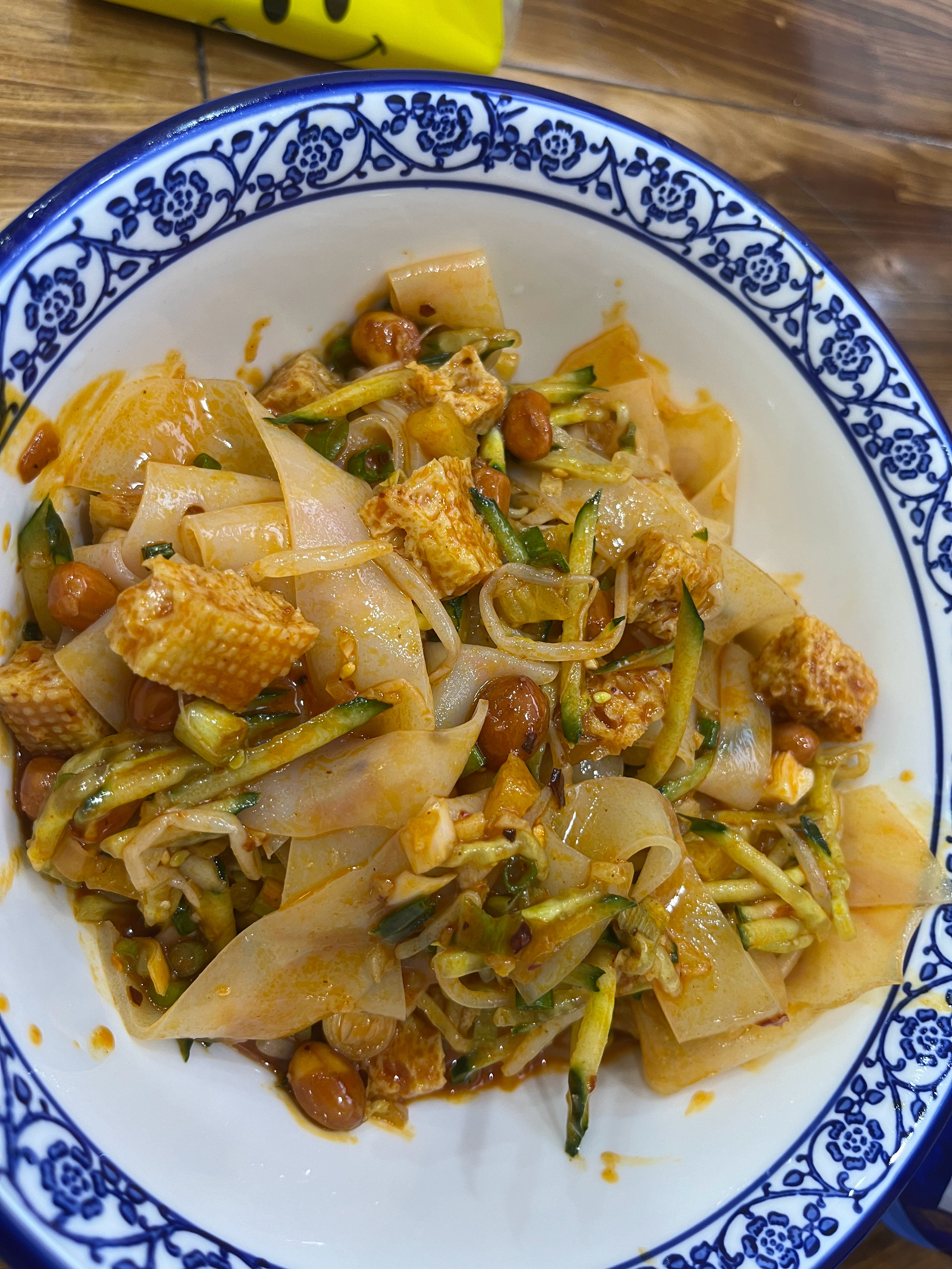 鼠鼠才吃饭​​​