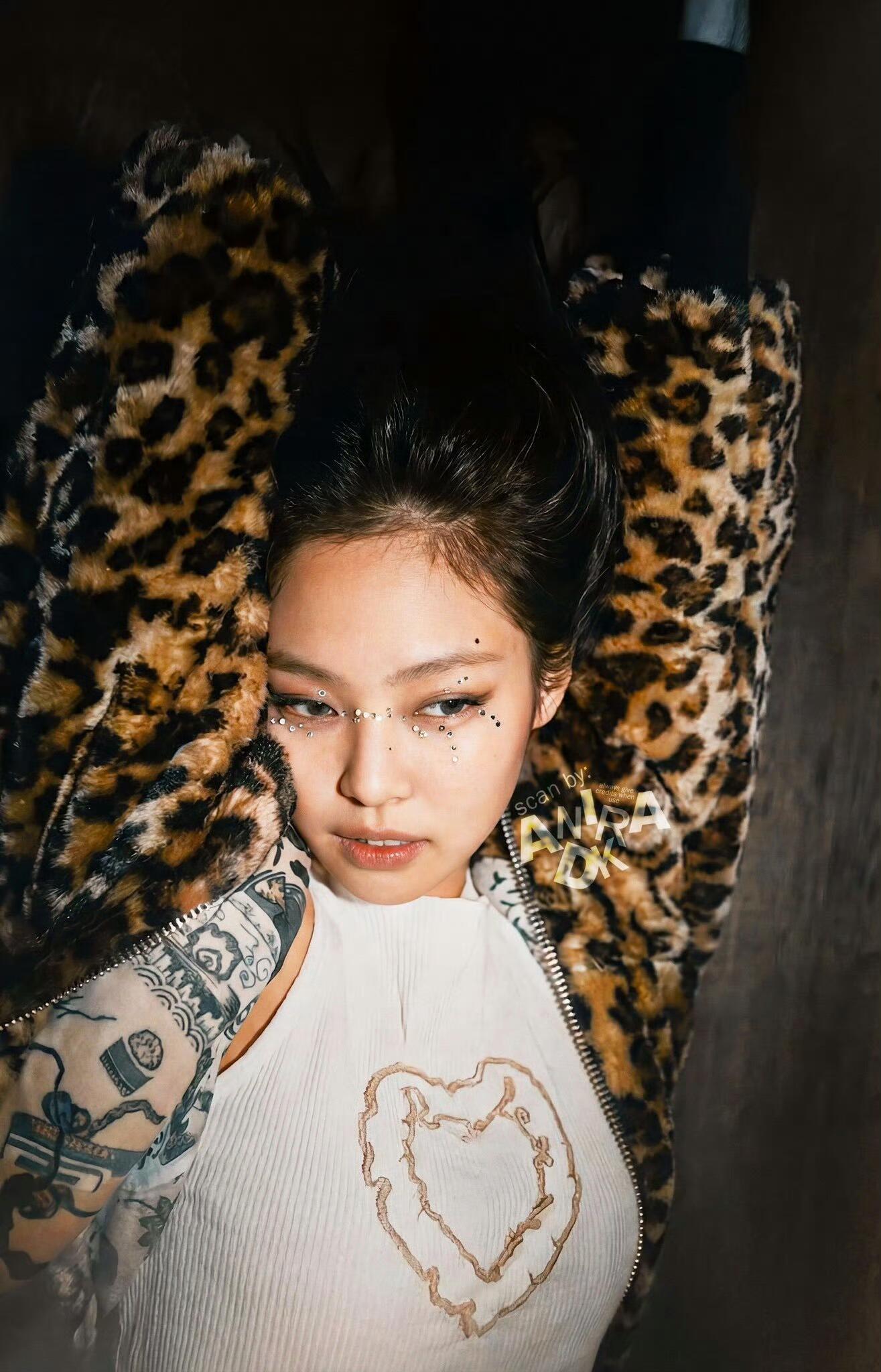 Jennie多样风格的25岁