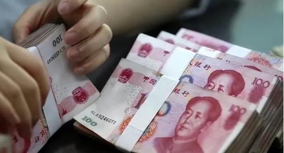 4月23日青海西宁，老母亲离世后，大哥发现母亲的118万存款不翼而飞了，他在整理