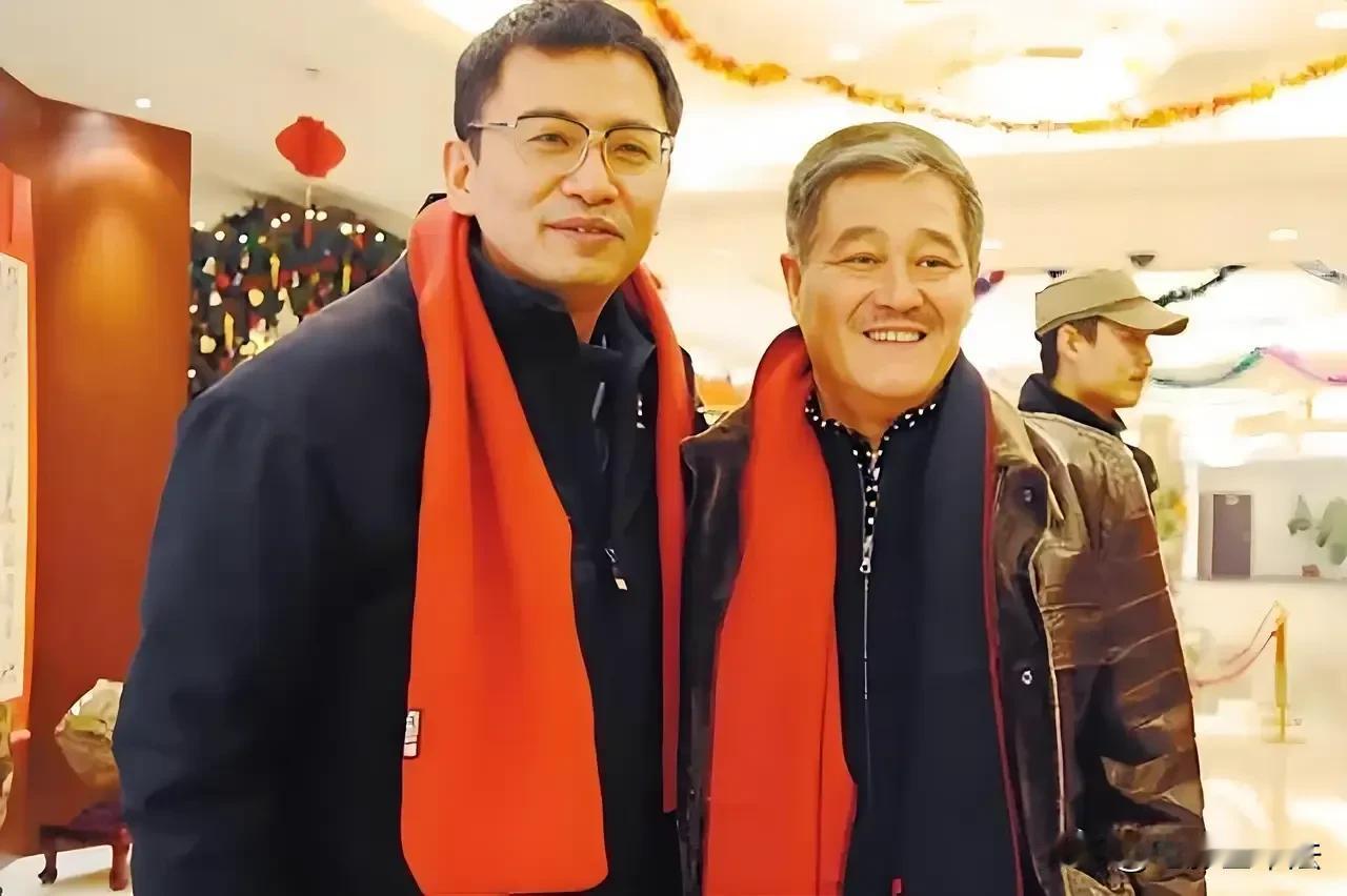 不管是郑智化还是古二，都给我们留下至少3点启示：第一，郑智化和古二都是特殊群