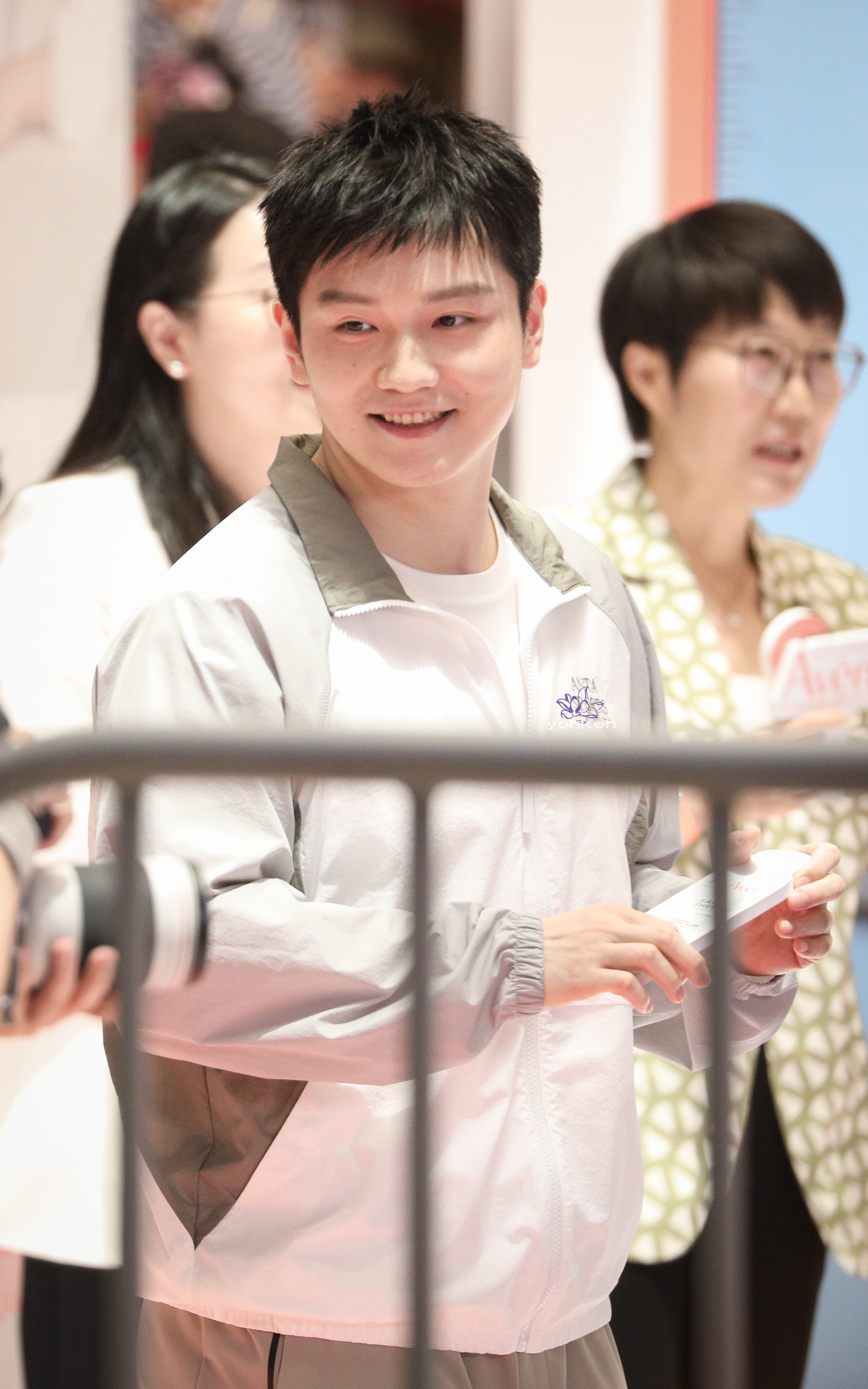 樊振东记录是因为每一刻都珍贵东东午安繁星午安拧成星轨​​​