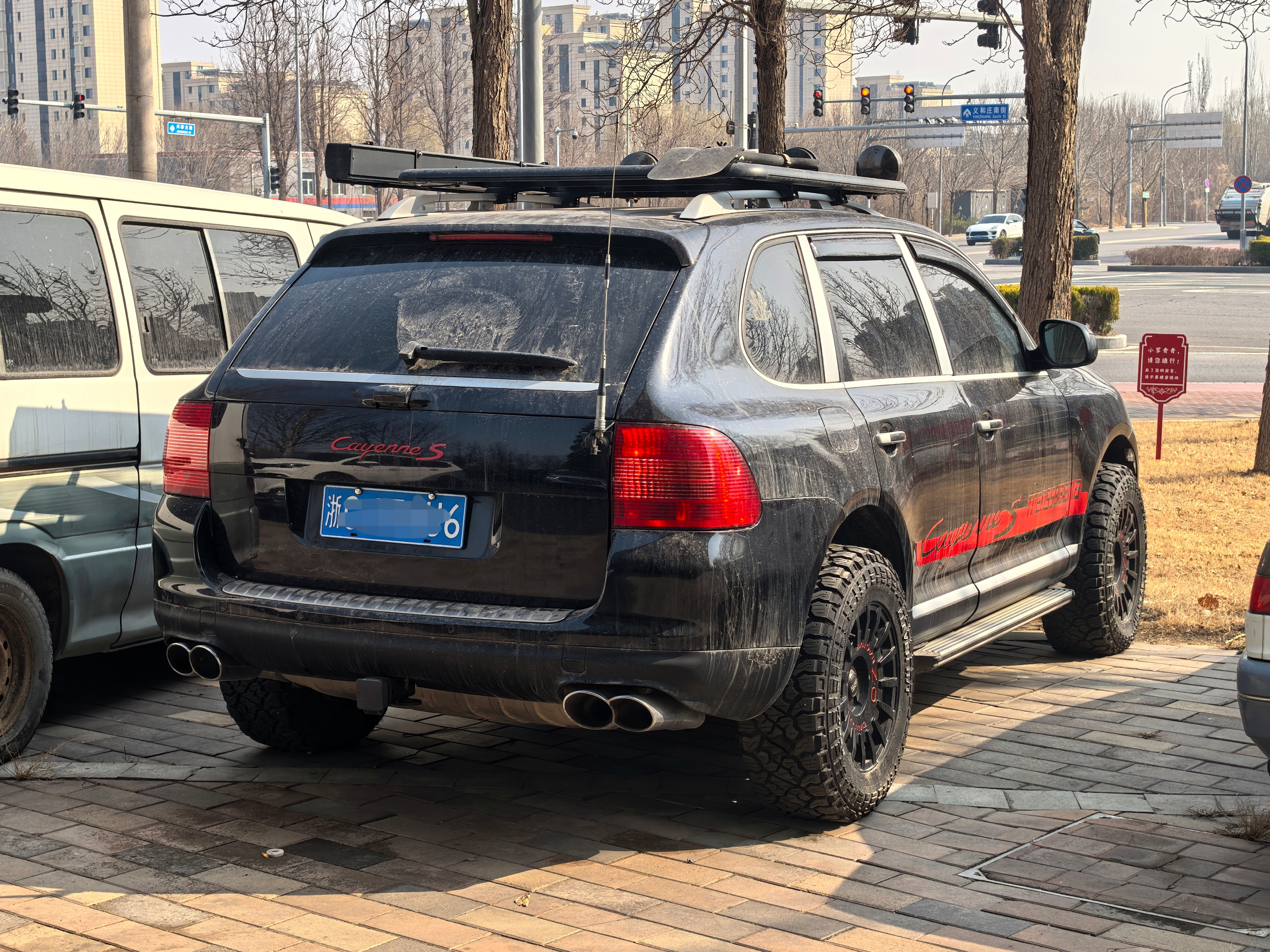 好车分享越野风格改装的保时捷卡宴955非常帅