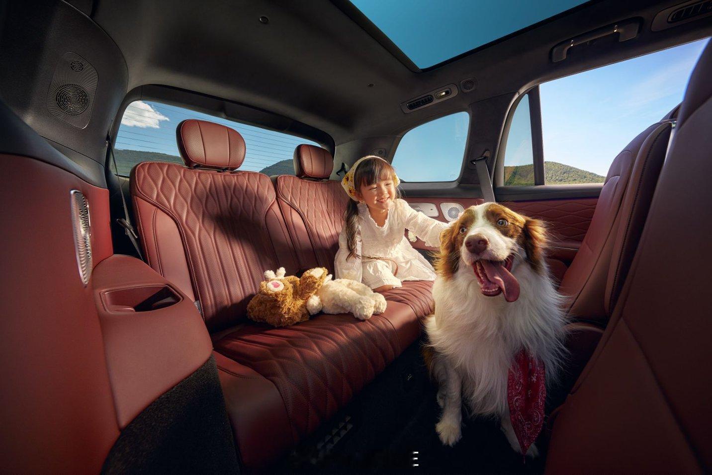 吉利银河M9高定版来了吉利银河M9黑金智曜版正式上市，限时先享指导价25.98万