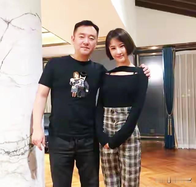 我说马琳比王皓更适合当总教练！因为成绩摆在那里！网友说:马琳吃的是孔令辉给