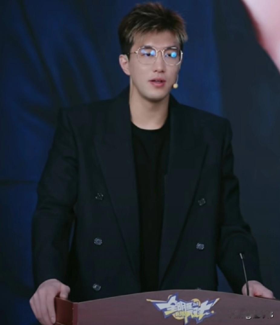 今年过年不回家！郭艾伦谈过年：“今年过年。”“我就不回家过年了。”“