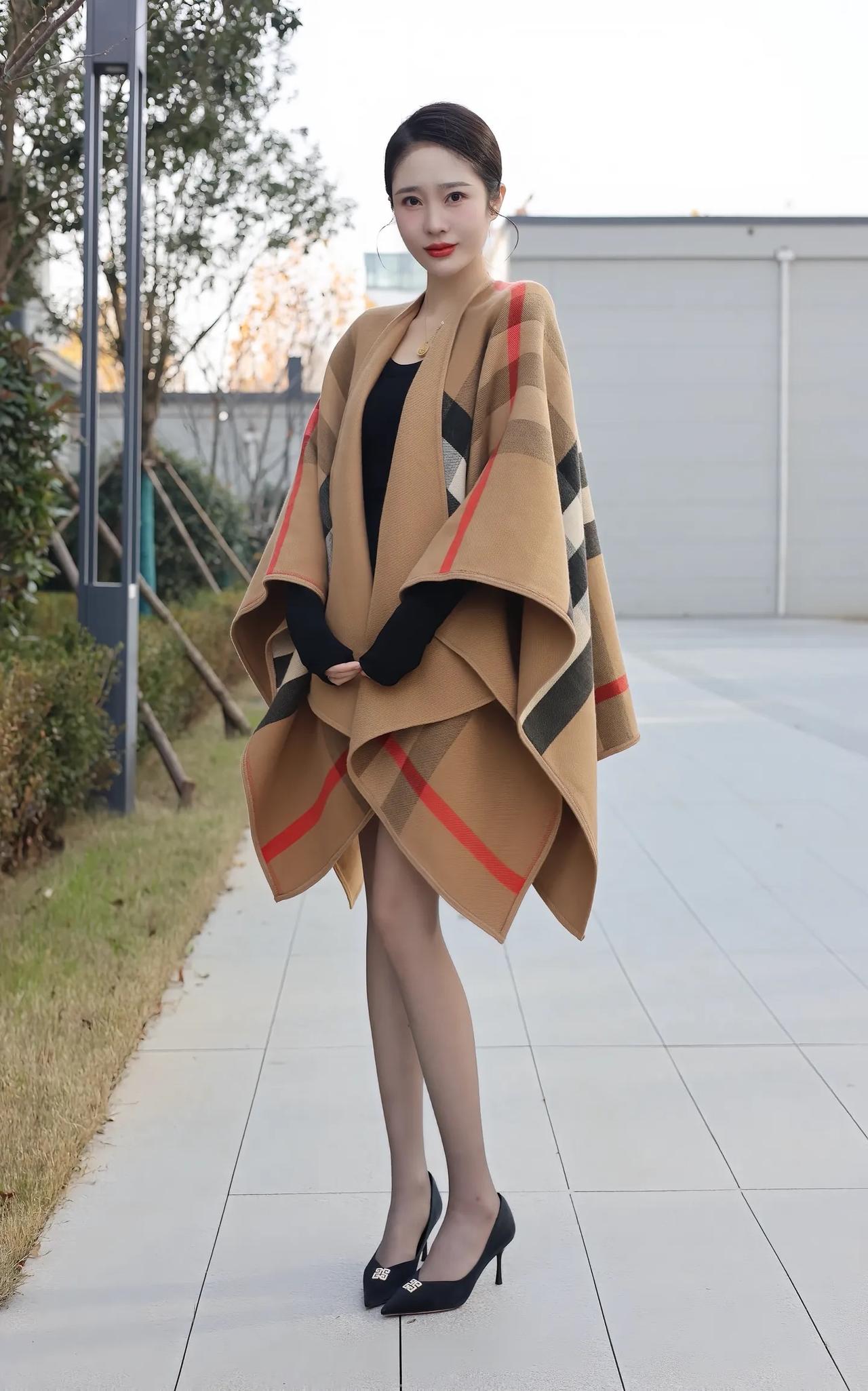 晚风中的散步，是与城市最温柔的对话。