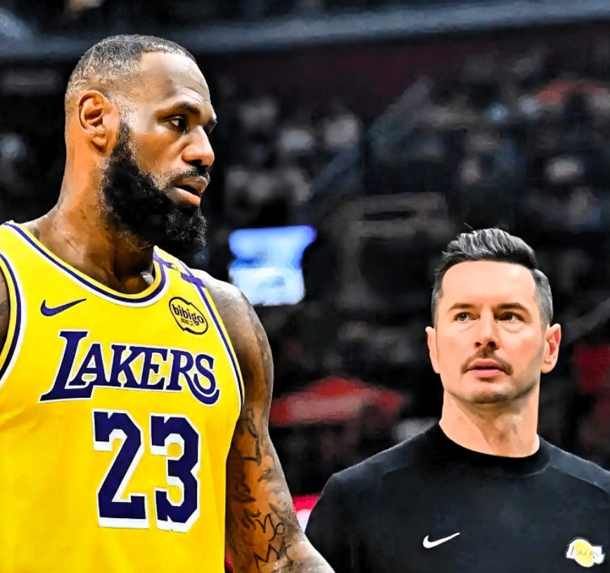 湖人主帅雷迪克向詹姆斯摊牌了！今日，雷迪克接受采访谈到詹姆斯时说：“对我们球