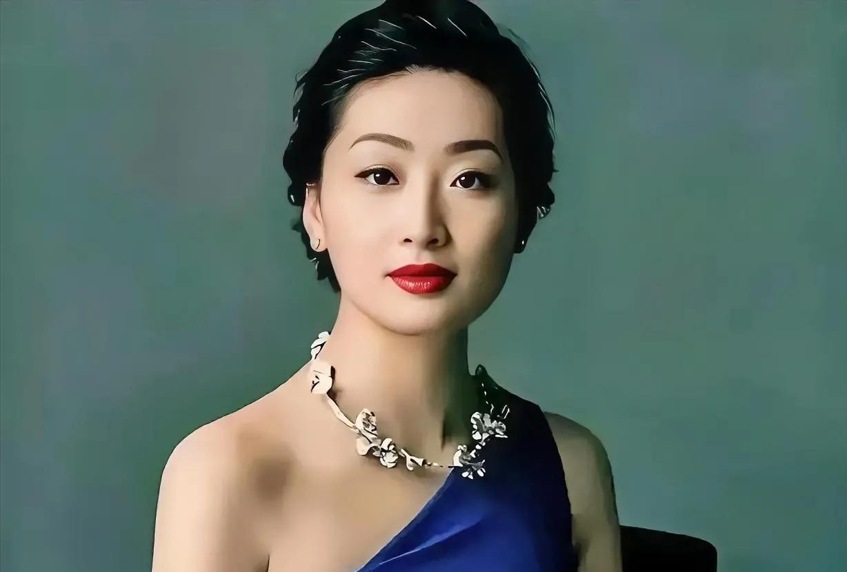 做人就要学宗馥莉第一，宗馥莉14岁就去美国读书，陪读的人就是宗庆后的小三杜健英